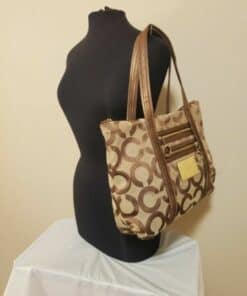Poppy Op Art Glam Tote - Image 7